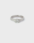Ring Solitär in Weissgold 18kt mit Brillant und Herz-Fassug