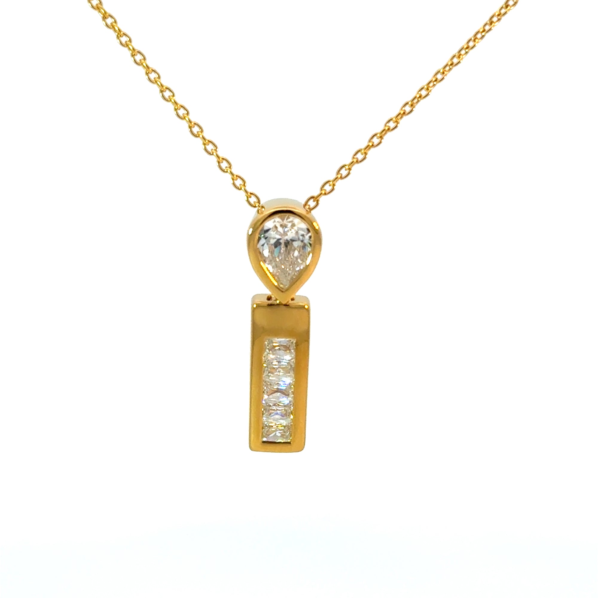 Kette mit Anhänger in Silber vergoldet mit Zirkonia